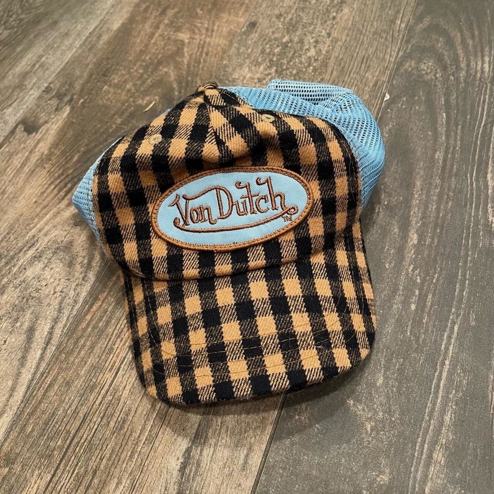 Von Dutch Tan Black Plaid Flannel Trucker Hat Cap Light Blue Mesh Snapback